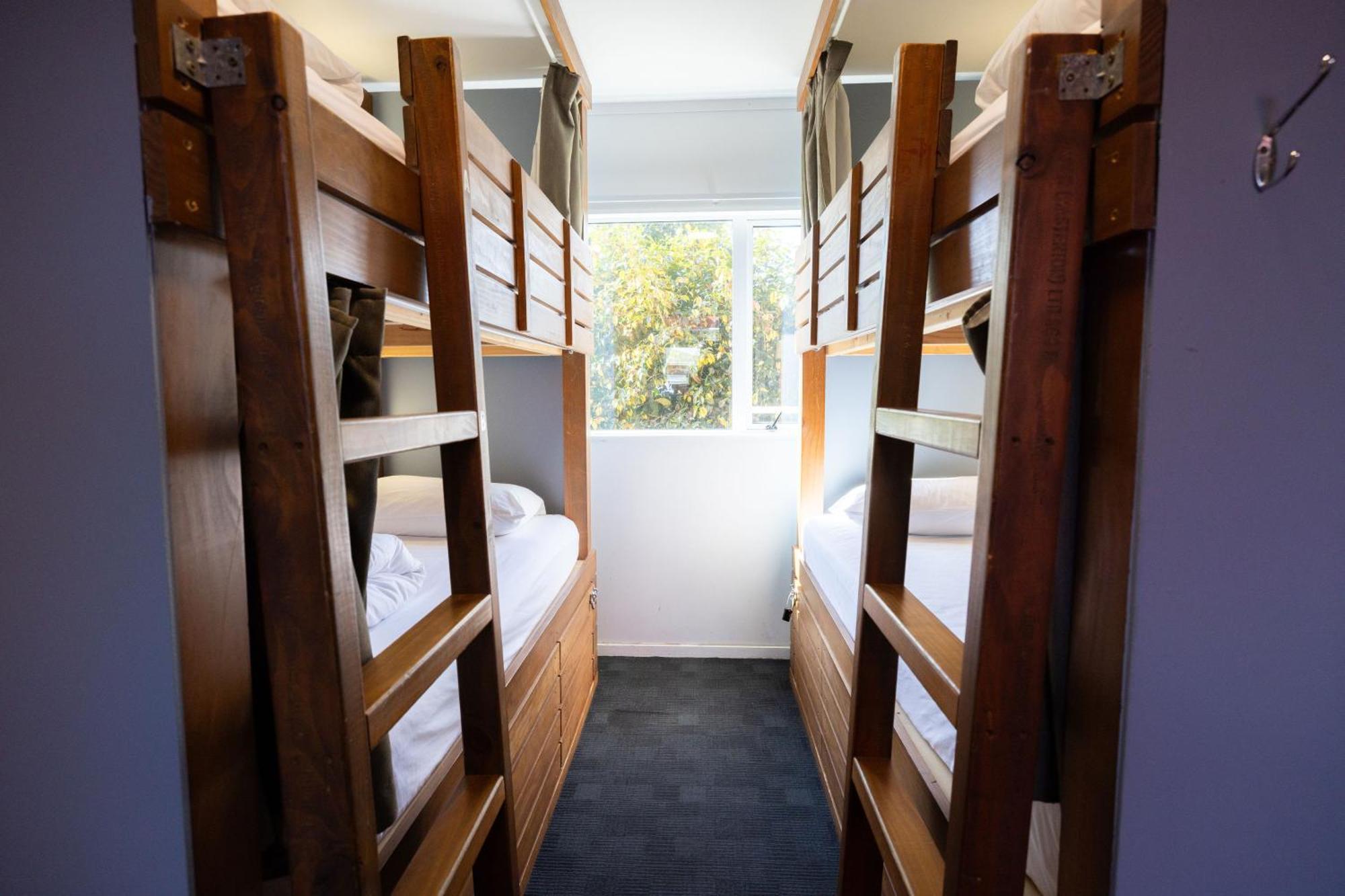 ฮาคา ลอดจ์ เทาโป Hostel ภายนอก รูปภาพ